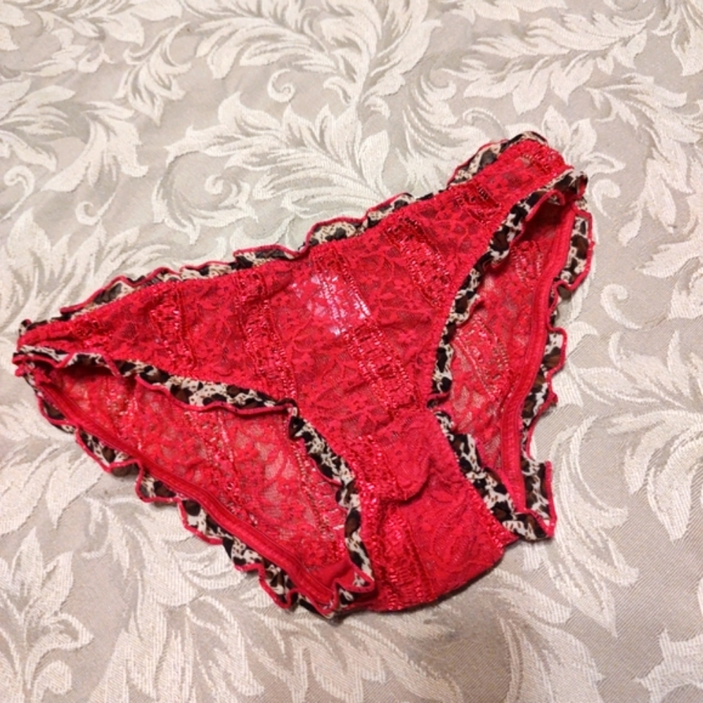 💗🐆💗 MeWow Seductive Leopard Print & Rich Magenta Pink Floral Lace Panties - S - Picture 3 of 8